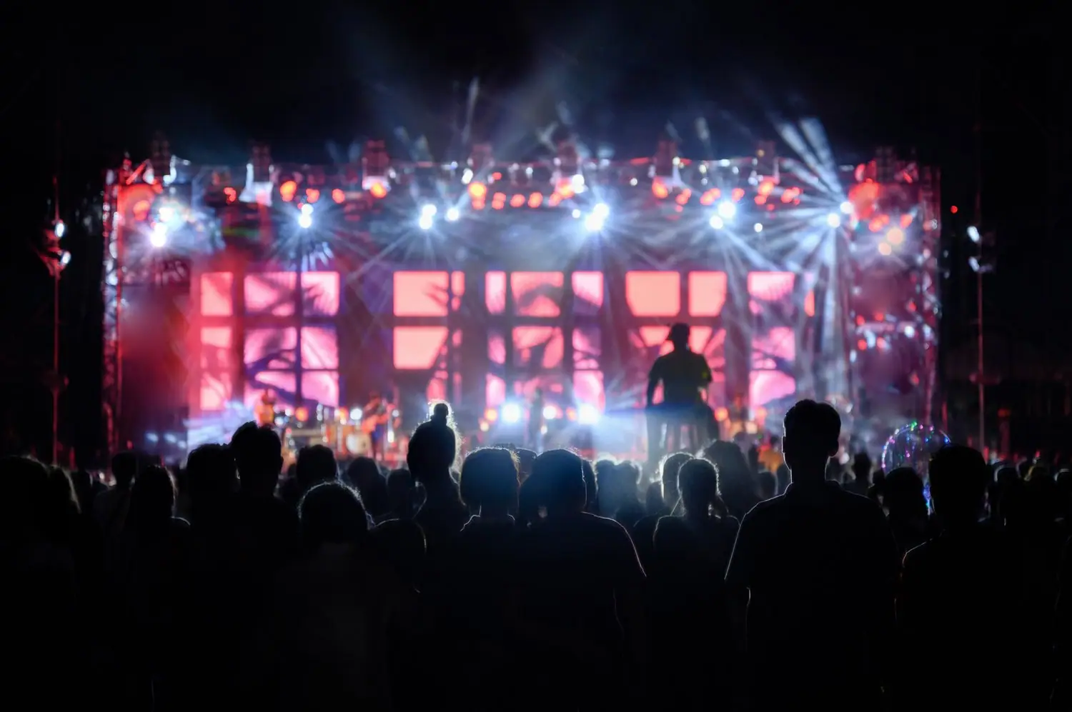 Jak zorganizować koncert plenerowy w swojej miejscowości
